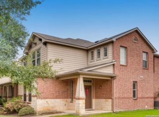 2502 Grayson Cir, San Antonio, TX 78232