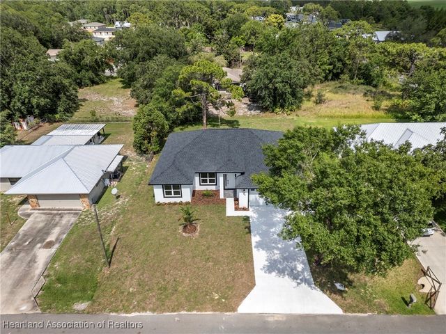 3908 Garienda Avenue, Sebring, FL 33872