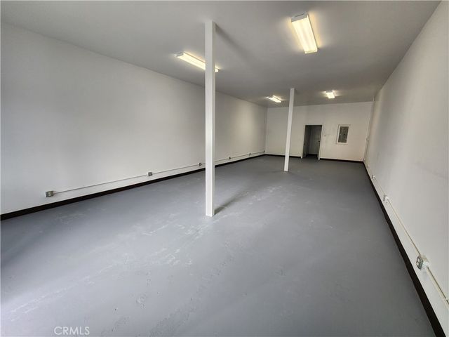 5012 S La Brea Avenue, Los Angeles, CA 90056