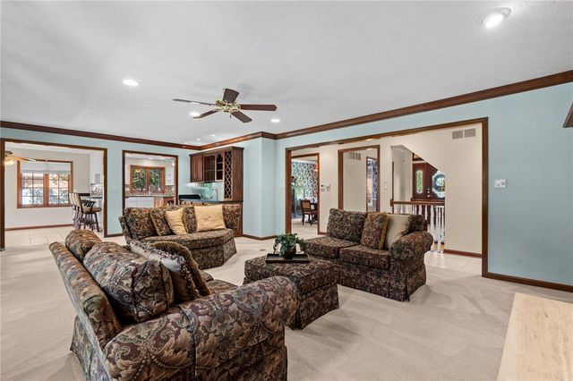 8201 Station House Road, Centerville, OH 45458