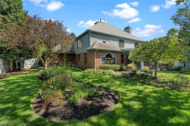8201 Station House Road, Centerville, OH 45458
