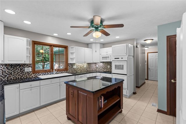 8201 Station House Road, Centerville, OH 45458