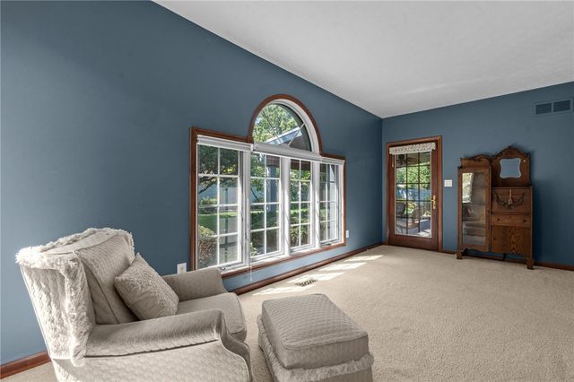 8201 Station House Road, Centerville, OH 45458