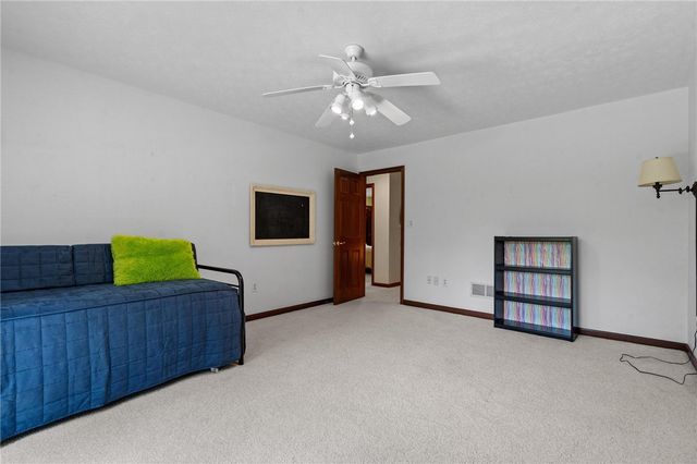 8201 Station House Road, Centerville, OH 45458