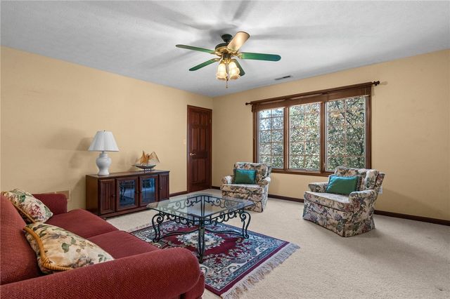 8201 Station House Road, Centerville, OH 45458