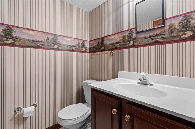 8201 Station House Road, Centerville, OH 45458