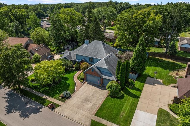 8201 Station House Road, Centerville, OH 45458