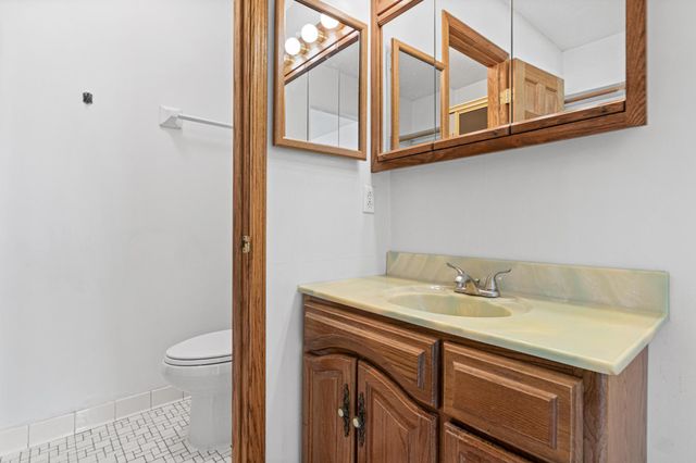 132 Demont Avenue E 136, Little Canada, MN 55117