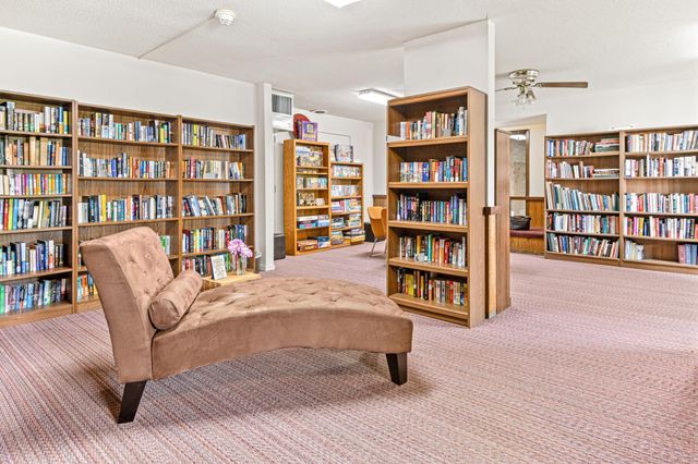 132 Demont Avenue E 136, Little Canada, MN 55117