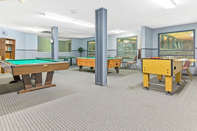 132 Demont Avenue E 136, Little Canada, MN 55117