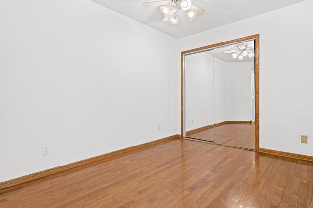 132 Demont Avenue E 136, Little Canada, MN 55117