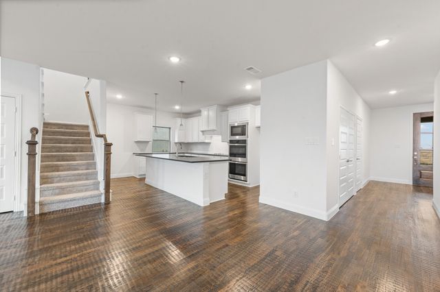 10305 Livestock Avenue, Venus, TX 76084