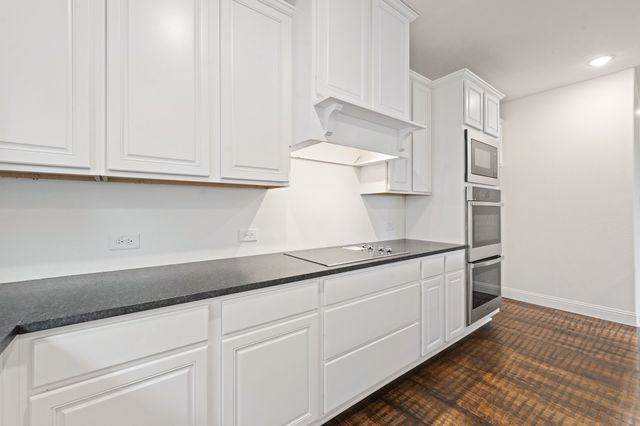 10305 Livestock Avenue, Venus, TX 76084