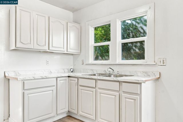 70 W Rose Ave, Bay Point, CA 94565