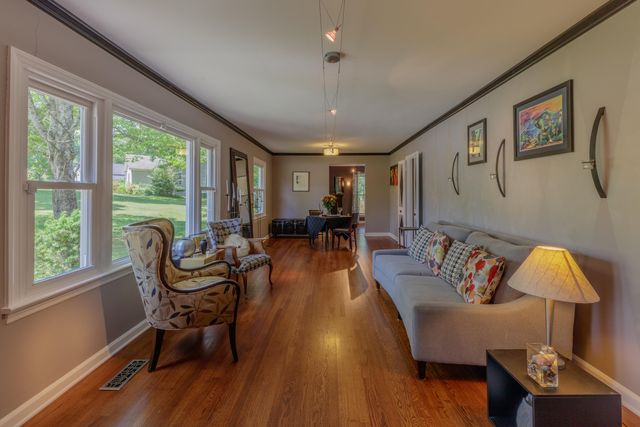 3525 Van Winkle Circle, Chattanooga, TN 37415