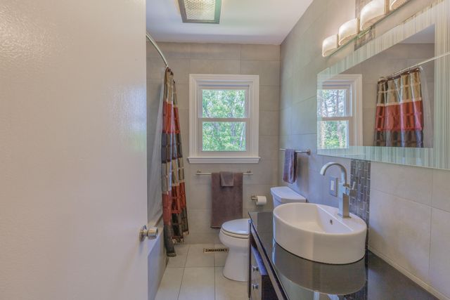 3525 Van Winkle Circle, Chattanooga, TN 37415