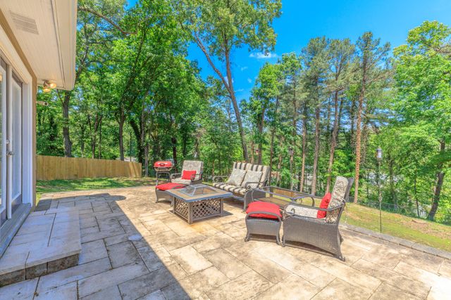 3525 Van Winkle Circle, Chattanooga, TN 37415