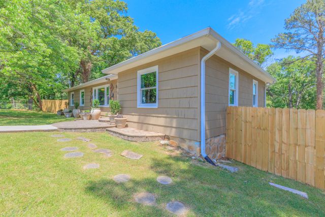 3525 Van Winkle Circle, Chattanooga, TN 37415