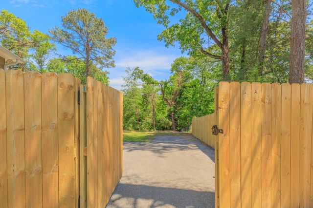 3525 Van Winkle Circle, Chattanooga, TN 37415