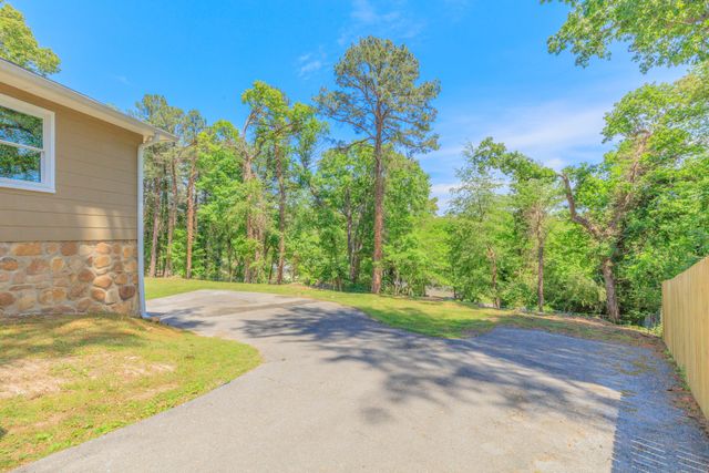3525 Van Winkle Circle, Chattanooga, TN 37415