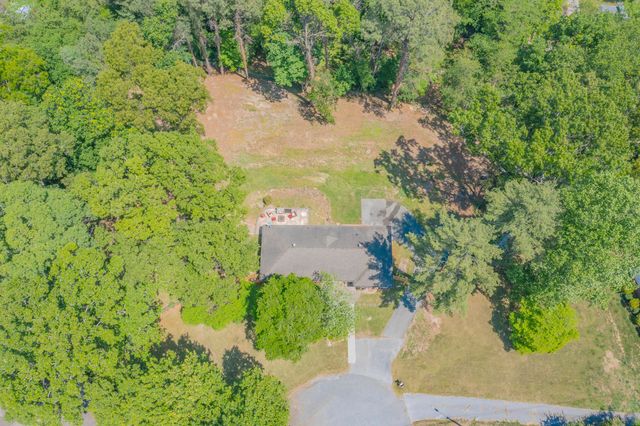 3525 Van Winkle Circle, Chattanooga, TN 37415