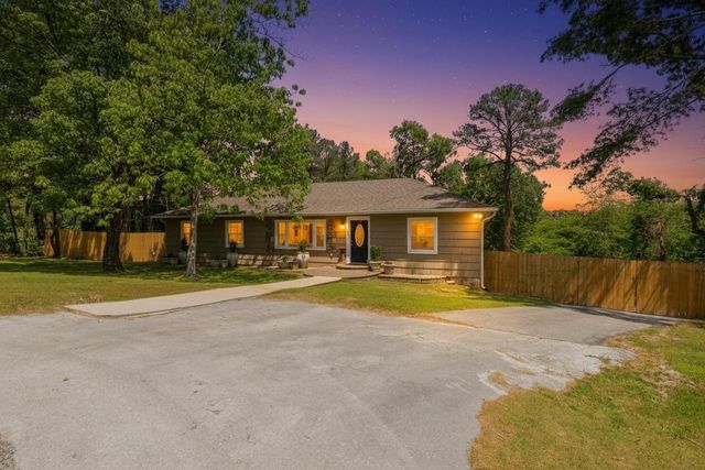 3525 Van Winkle Circle, Chattanooga, TN 37415