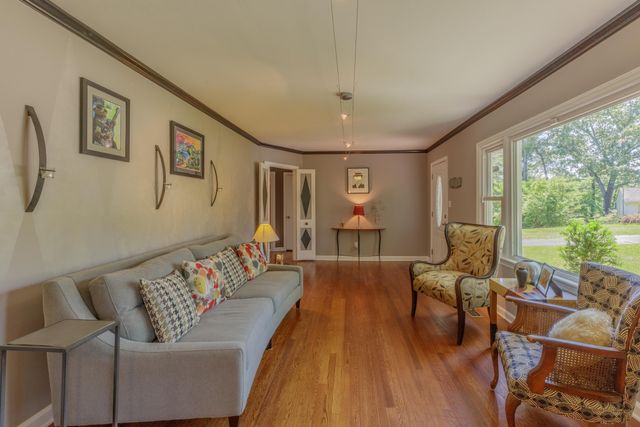 3525 Van Winkle Circle, Chattanooga, TN 37415