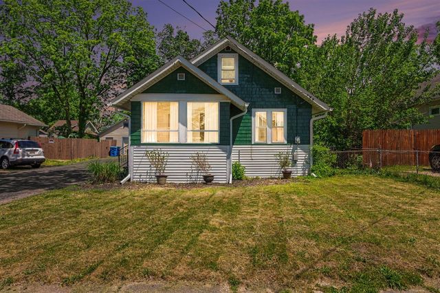 204 Nelson Avenue, Kalamazoo, MI 49006
