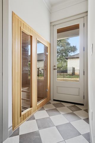 10259 Brangus RD, Driftwood, TX 78619