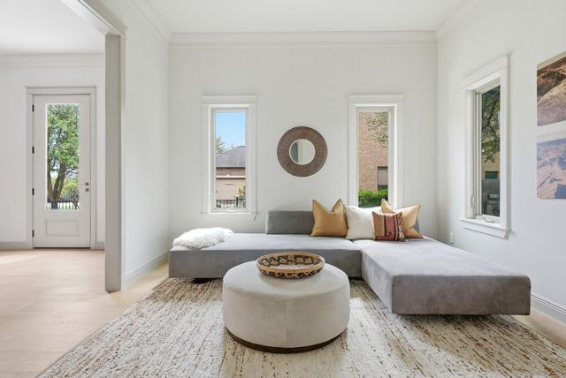 10259 Brangus RD, Driftwood, TX 78619