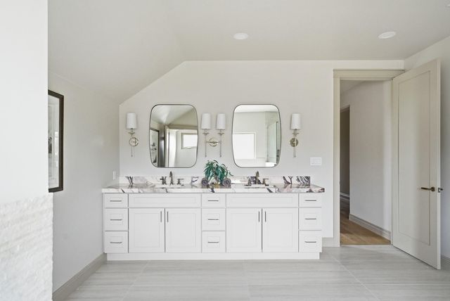 10259 Brangus RD, Driftwood, TX 78619