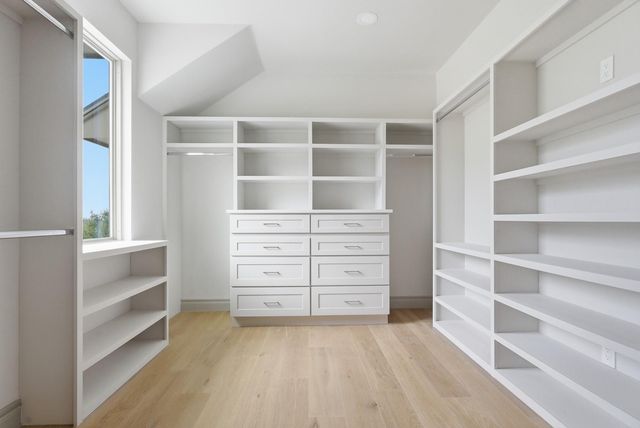 10259 Brangus RD, Driftwood, TX 78619