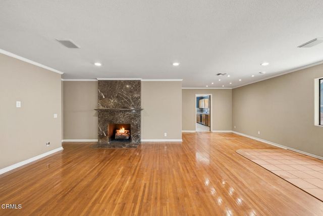 880 N Allen Avenue, Pasadena, CA 91104