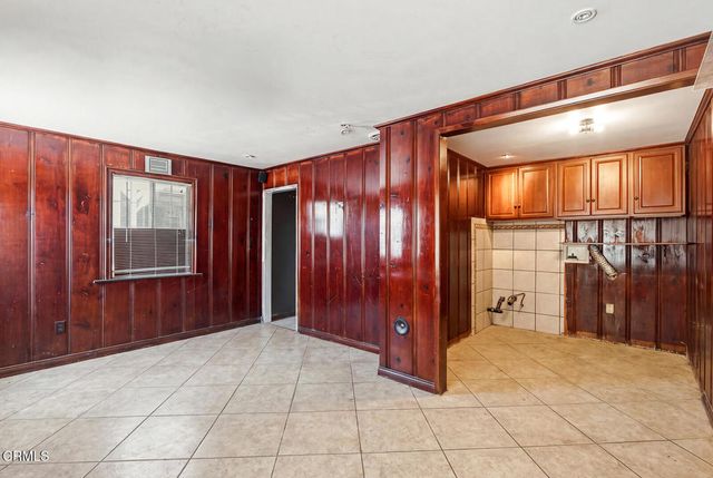 880 N Allen Avenue, Pasadena, CA 91104