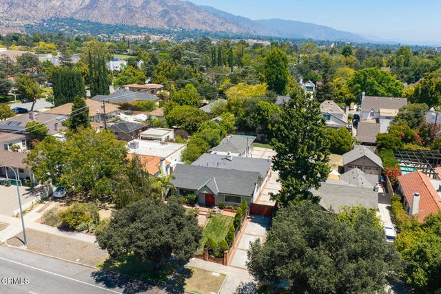 880 N Allen Avenue, Pasadena, CA 91104