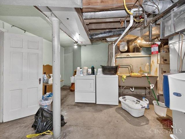 7225 Meadowbrook Drive, Amberley, OH 45237