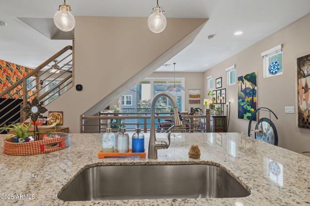 674 W FLINTLOCK Way, Chandler, AZ 85286