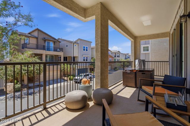 674 W FLINTLOCK Way, Chandler, AZ 85286