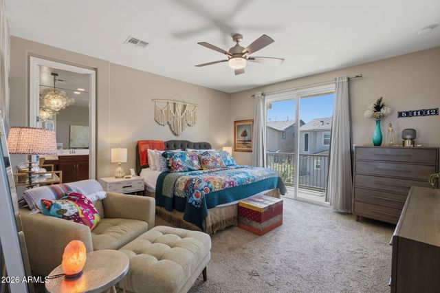 674 W FLINTLOCK Way, Chandler, AZ 85286