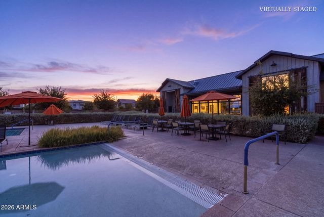 674 W FLINTLOCK Way, Chandler, AZ 85286