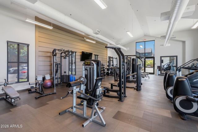 674 W FLINTLOCK Way, Chandler, AZ 85286