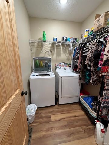 724 W Aspen Drive, Haubstadt, IN 47639
