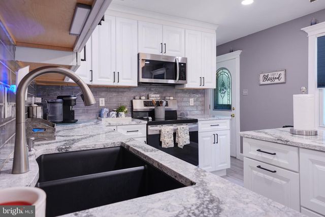 152 CEDARBROOK RD, Sicklerville, NJ 08081
