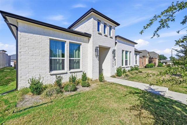 7733 Indian Ridge Trail, Dallas, TX 75232