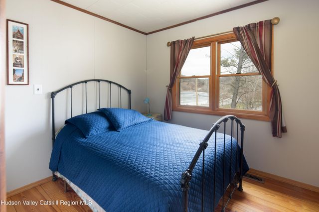 5 Adams Drive, Hillsdale, NY 12529