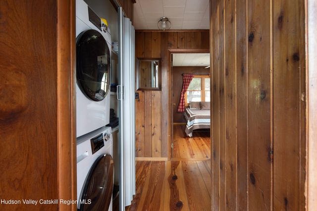 5 Adams Drive, Hillsdale, NY 12529