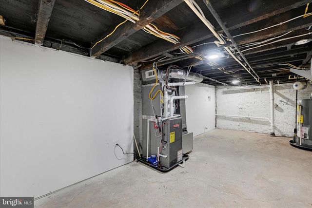 864 LEMMON ST, Baltimore, MD 21201