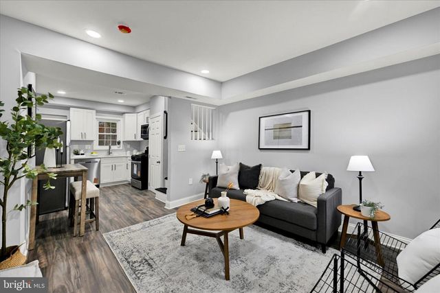 864 LEMMON ST, Baltimore, MD 21201