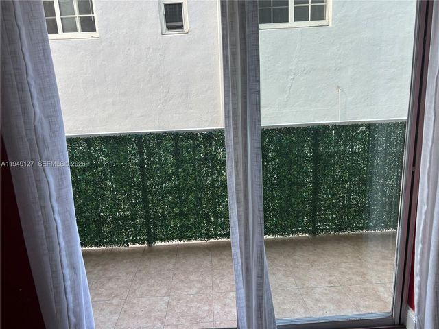 1615 Meridian Ave 203, Miami Beach, FL 33139