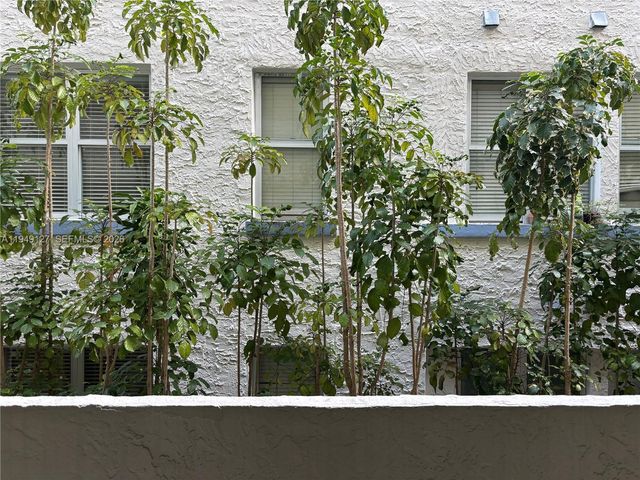 1615 Meridian Ave 203, Miami Beach, FL 33139